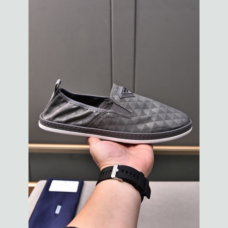 Pra*a leather shoes